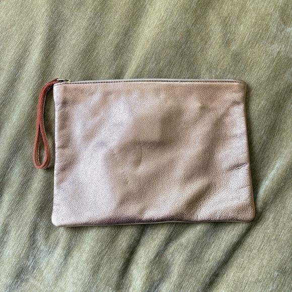 Leah Lerner Rose Gold Leather Clutch Wristlet - Picture 1 of 6